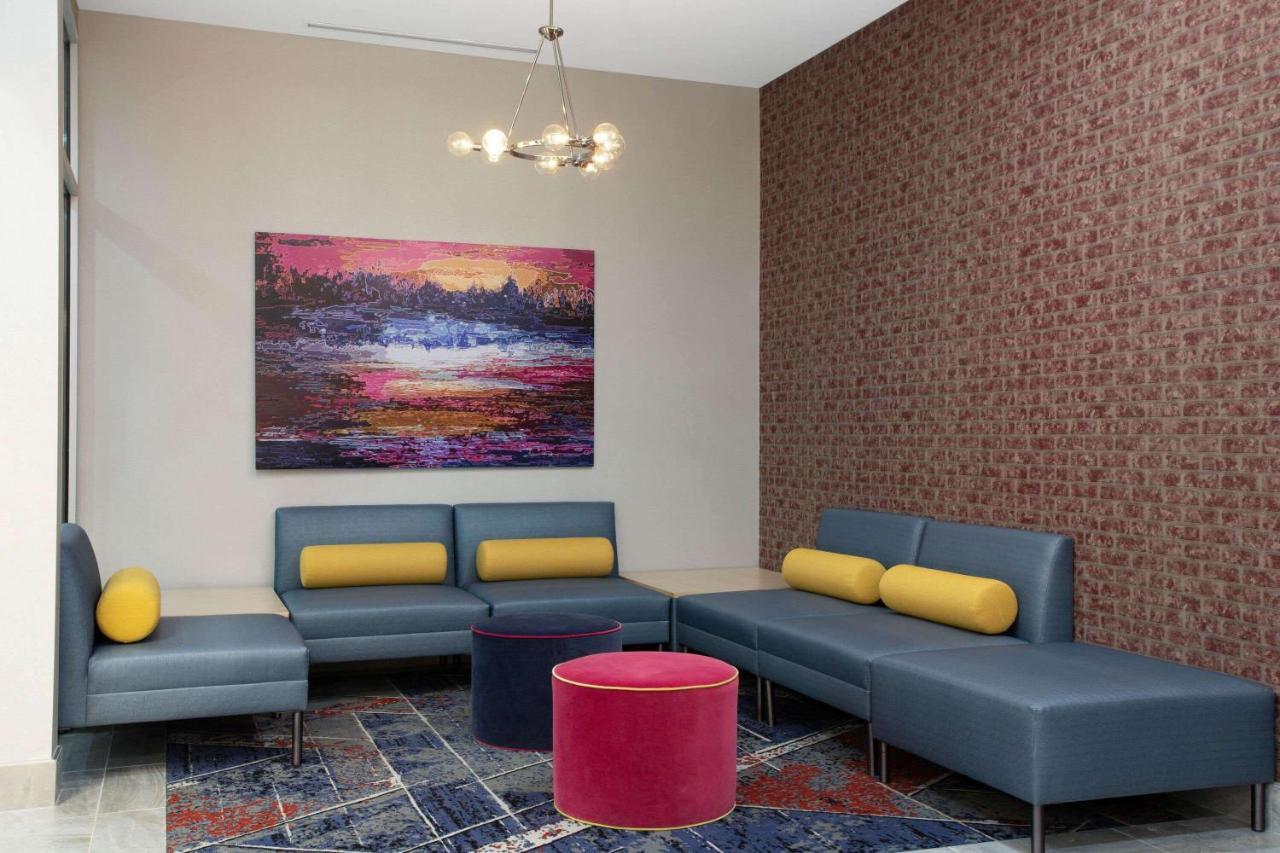 La Quinta Inn & Suites By Wyndham Manassas, Va- Dulles Airport Bagian luar foto