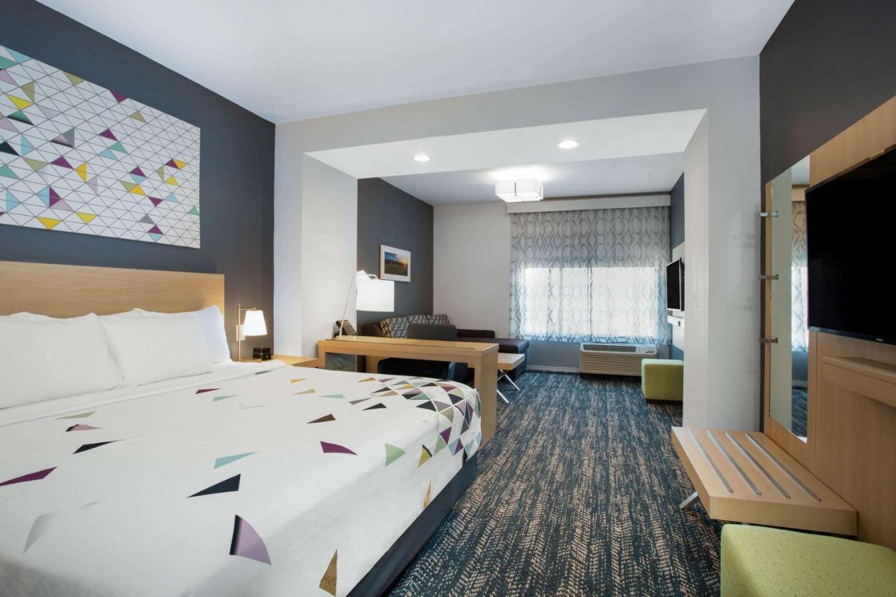 La Quinta Inn & Suites By Wyndham Manassas, Va- Dulles Airport Bagian luar foto