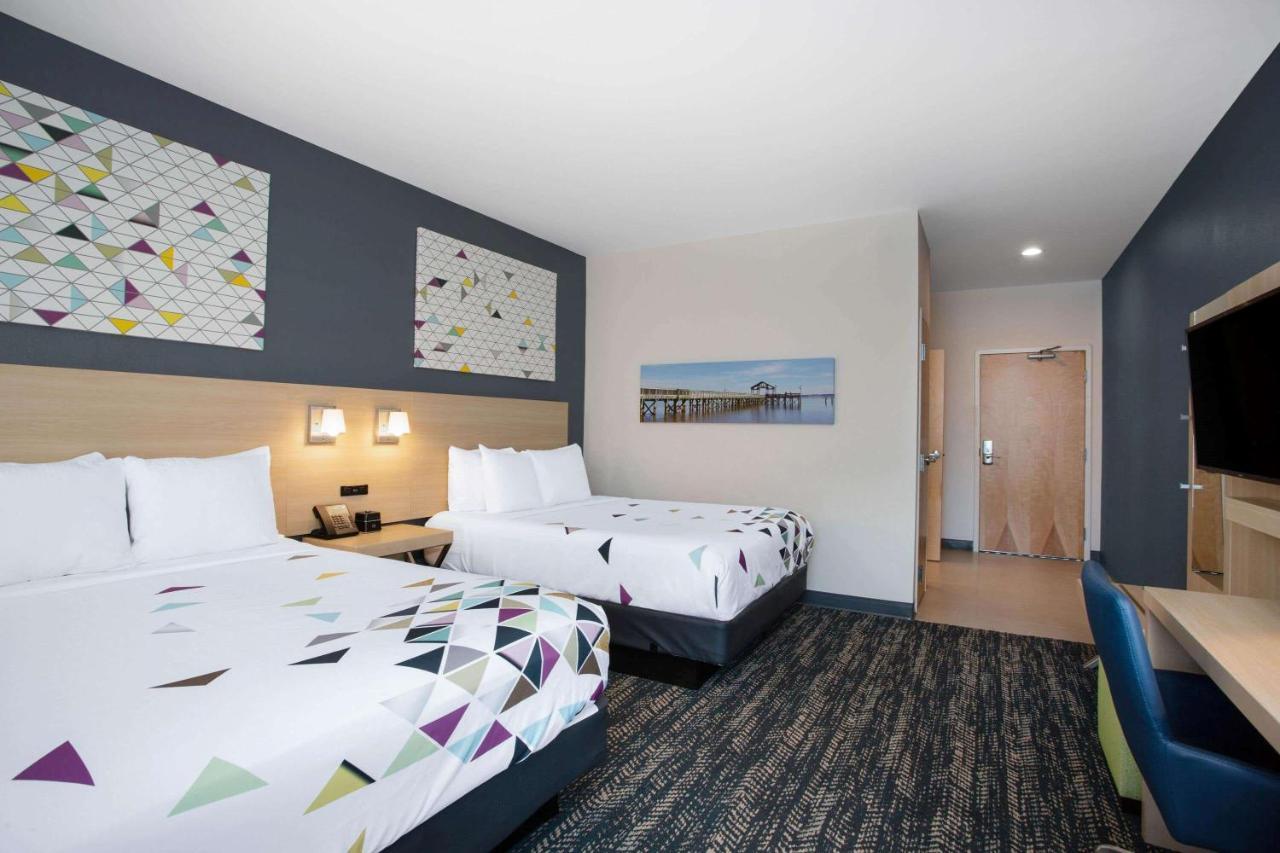 La Quinta Inn & Suites By Wyndham Manassas, Va- Dulles Airport Bagian luar foto