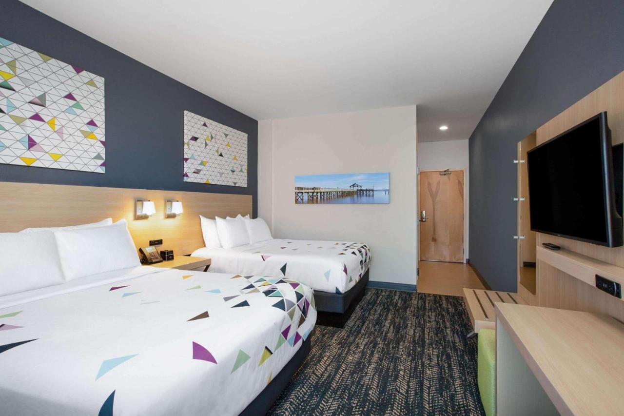 La Quinta Inn & Suites By Wyndham Manassas, Va- Dulles Airport Bagian luar foto